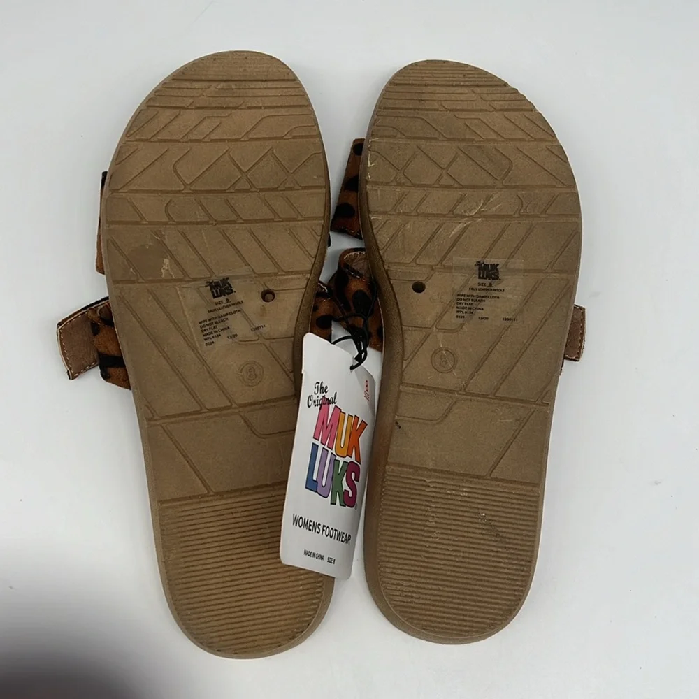 MukLuks About You Slotted Sandal Tan Animal Print Leopard Slip On Sandals‎ 8